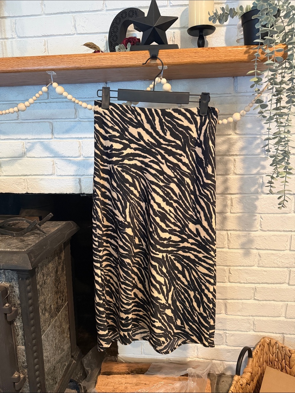 Black & Tan Midi Skirt | Size 4